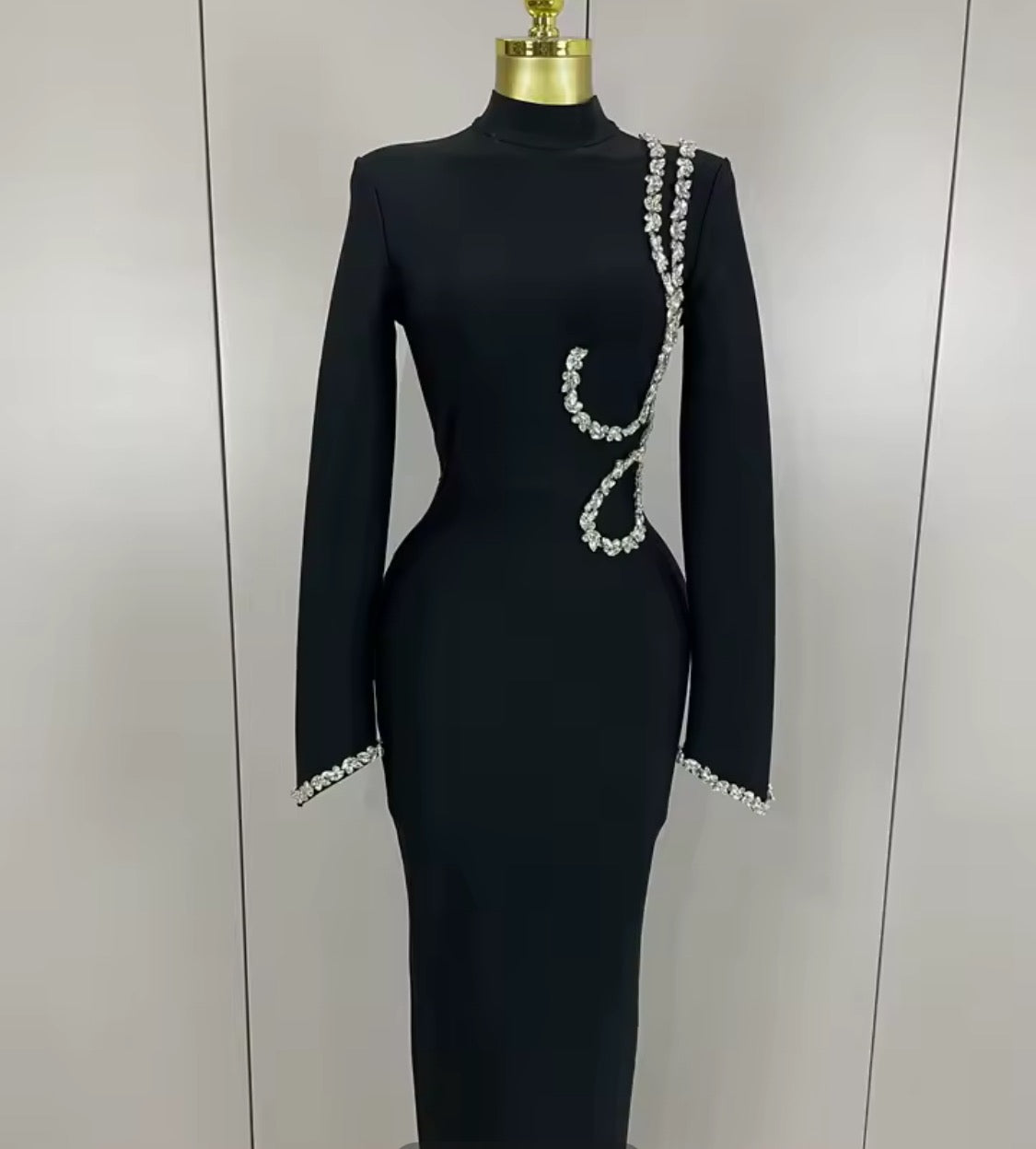 Robe sexy à manches longues diamant