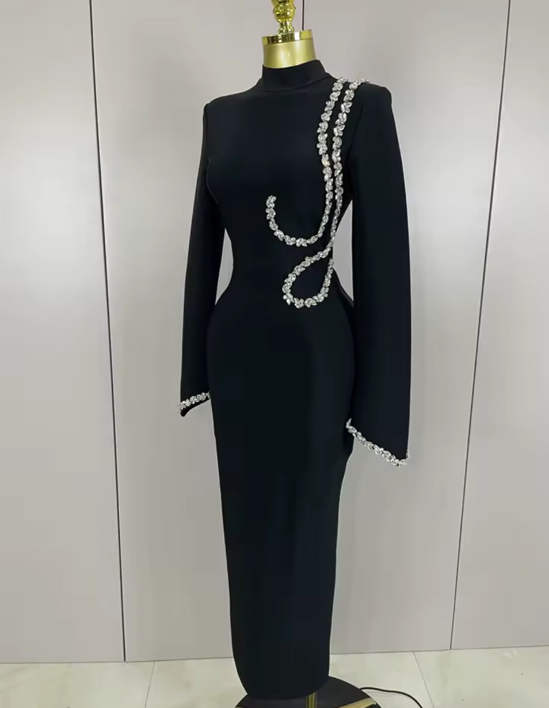 Robe sexy à manches longues diamants