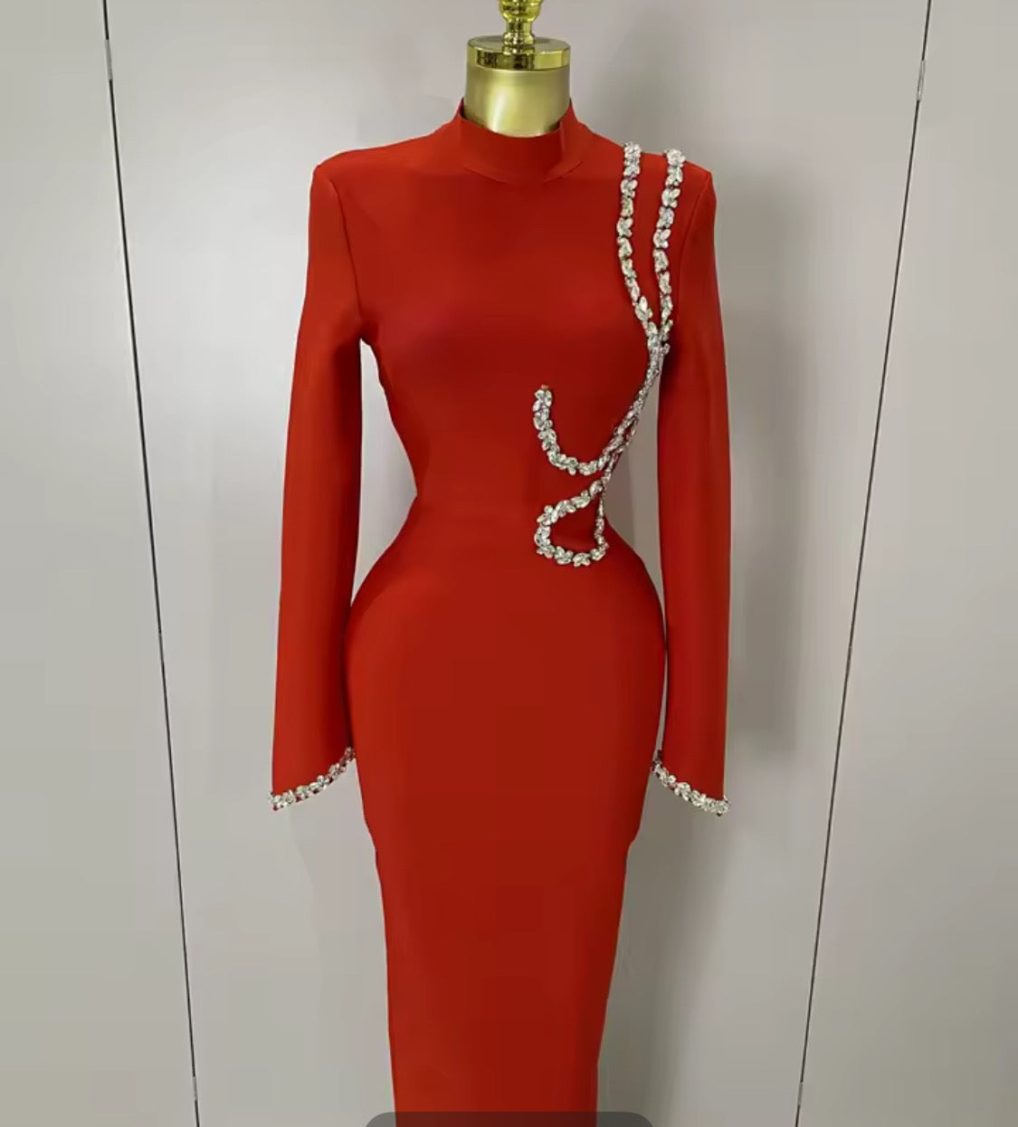 Robe sexy à manches longues diamant
