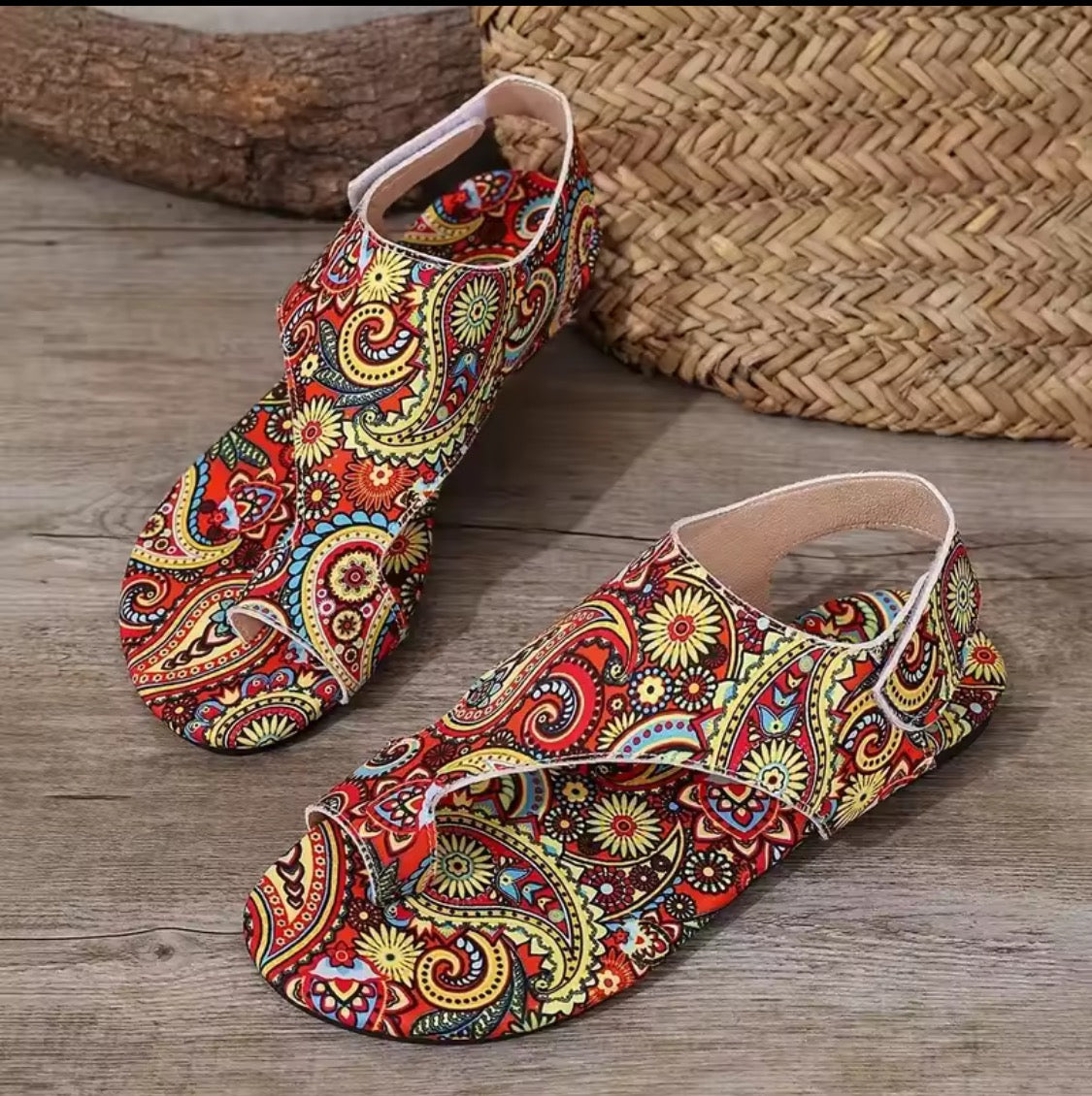 Sandales plates pour femmes