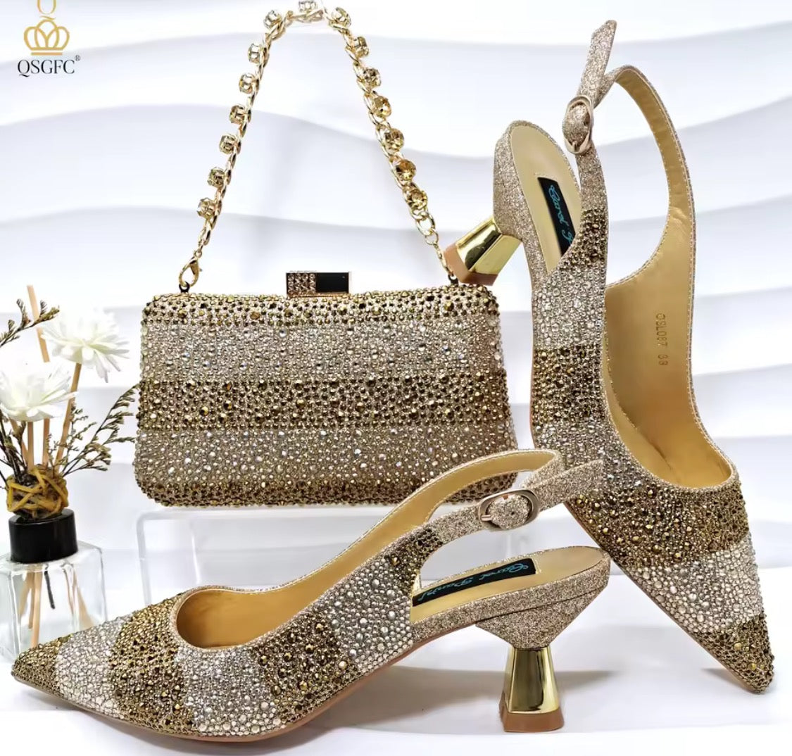 ensemble, chaussures et sac de luxe